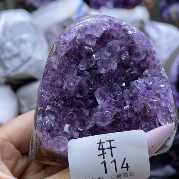 未镶嵌紫晶大型摆件（非配饰）