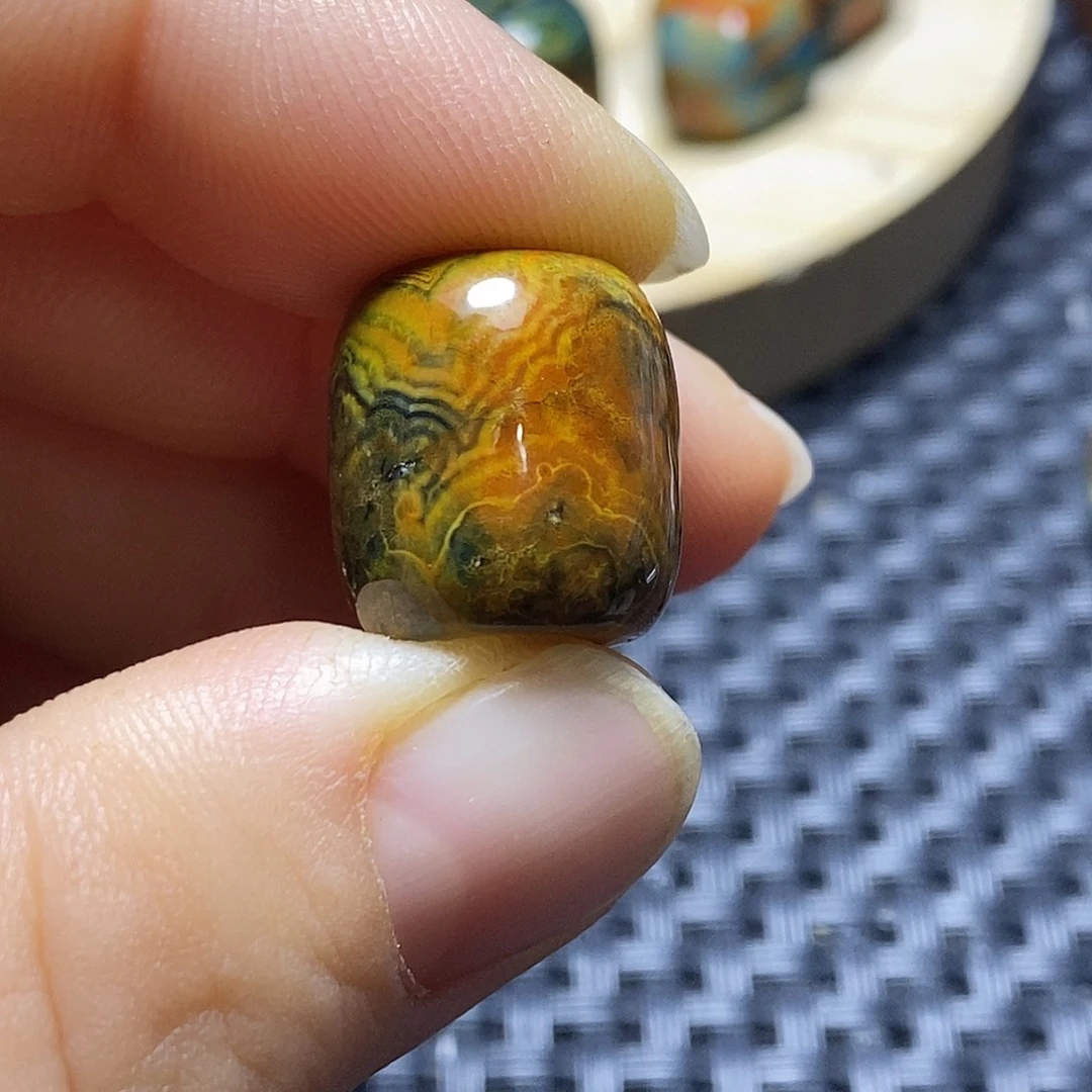 静***荷玛瑙/玉髓未镶嵌颈饰
