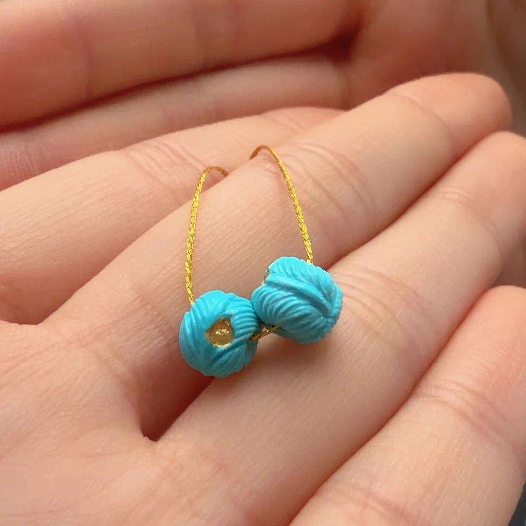 绿松石未镶嵌颈饰