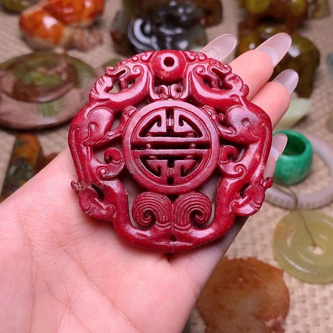 蛇纹石玉未镶嵌颈饰