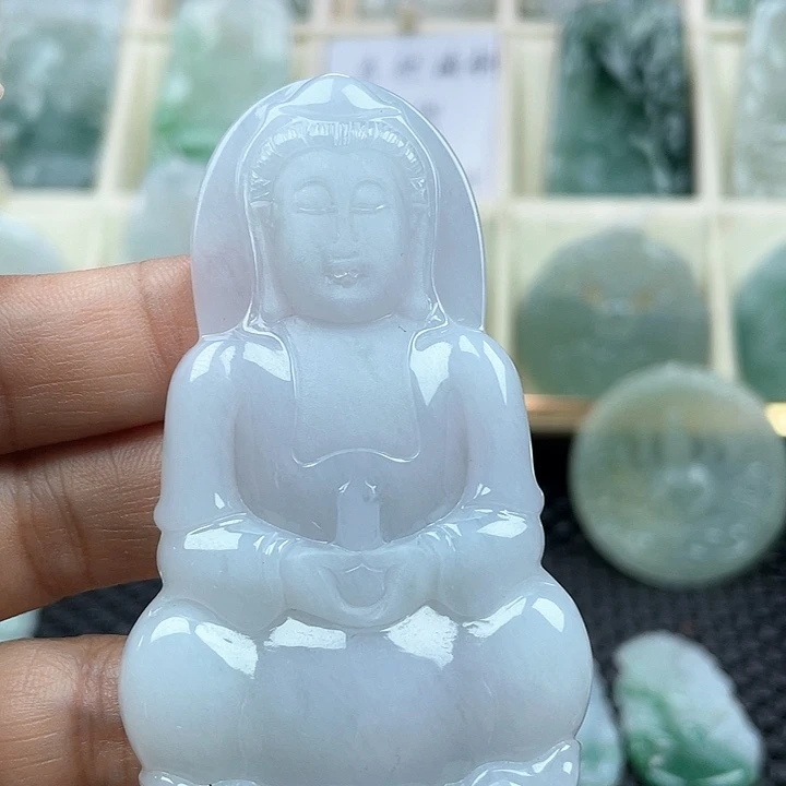 颈饰未镶嵌翡翠天然翡翠货正装观音