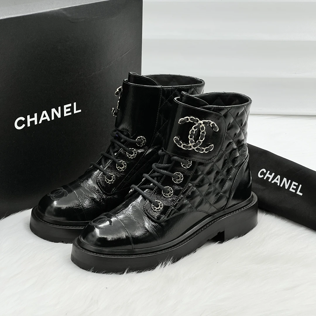 99新 Chanel/香奈儿 菱格纹双c皮穿链短靴 35码 公价1.2w c0841