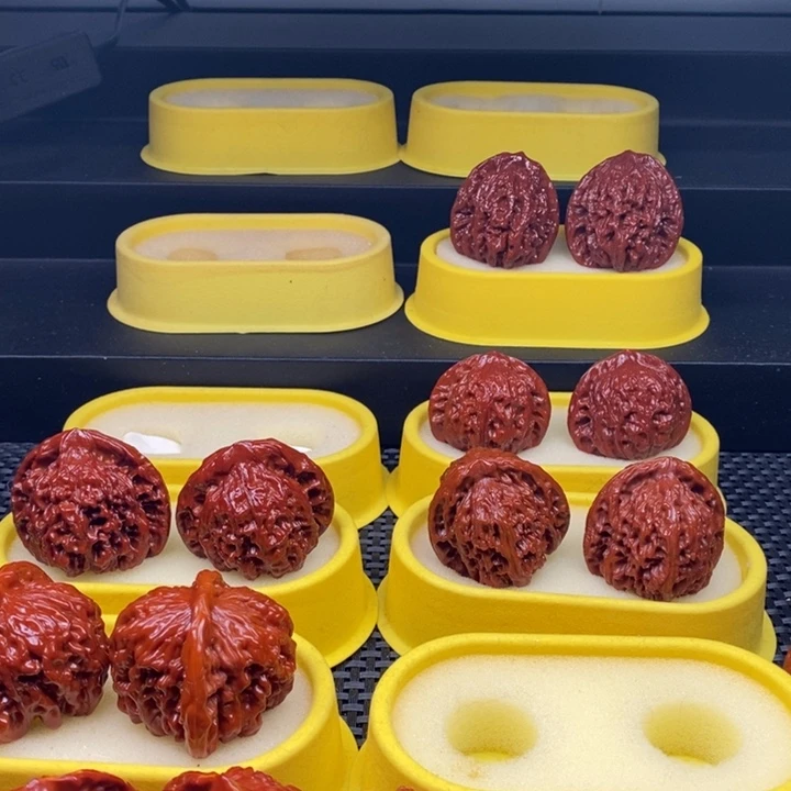 文玩核桃吊坠高*局大粗筋虎头