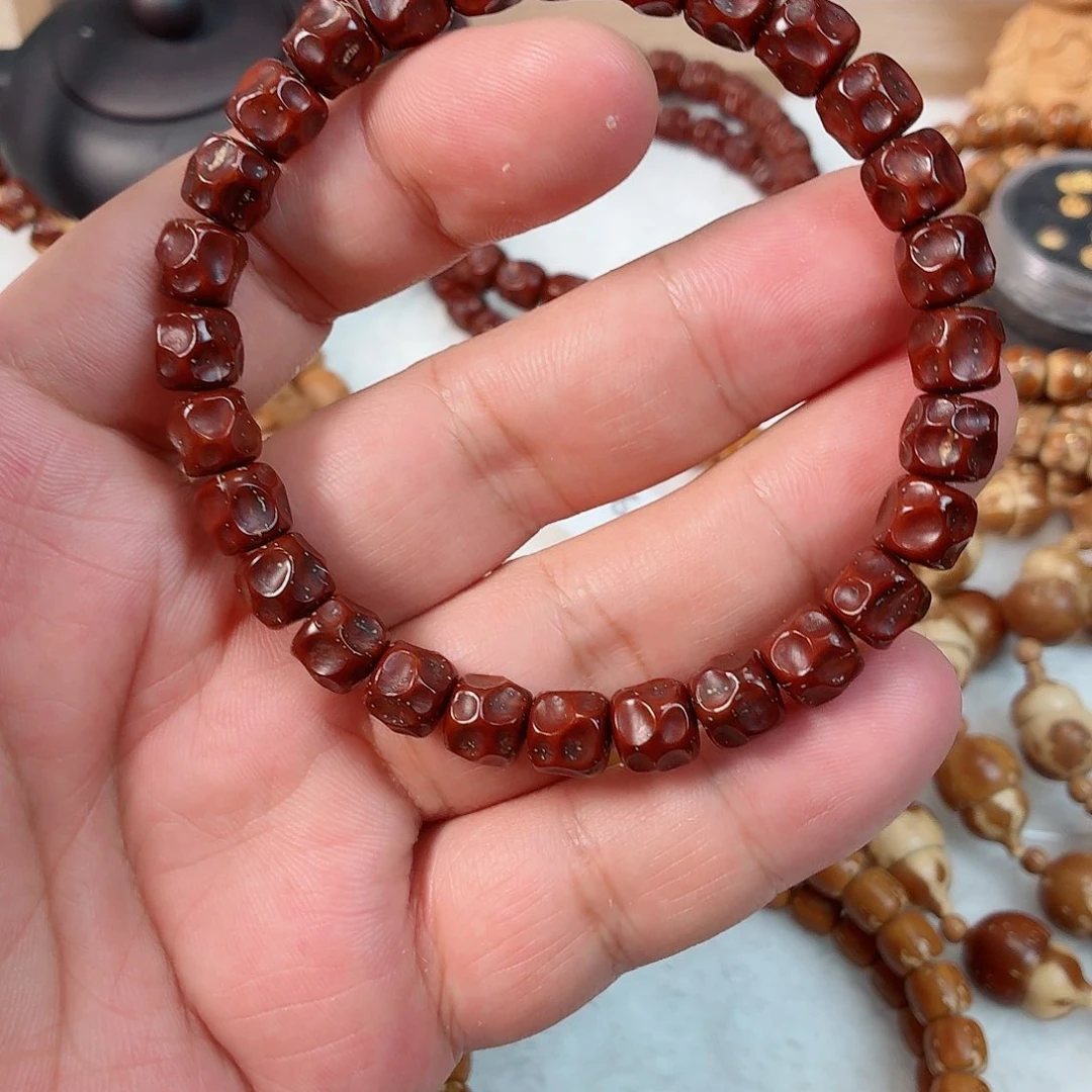 紫金鼠手串红皮无相，实心