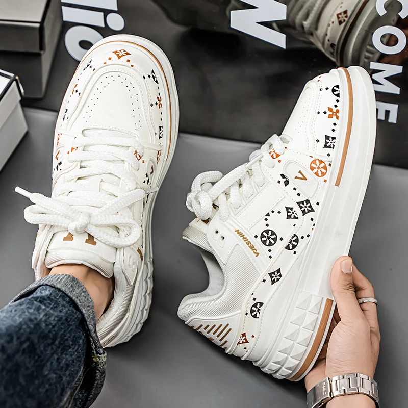 男鞋2025春秋印花新款百搭增高休闲鞋厚底网红爆款时尚高级轻奢鞋