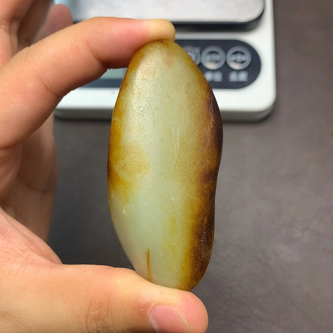 和田玉（糖玉）未镶嵌挂件