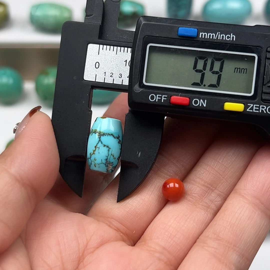 南红玛瑙未镶嵌珠宝奇石