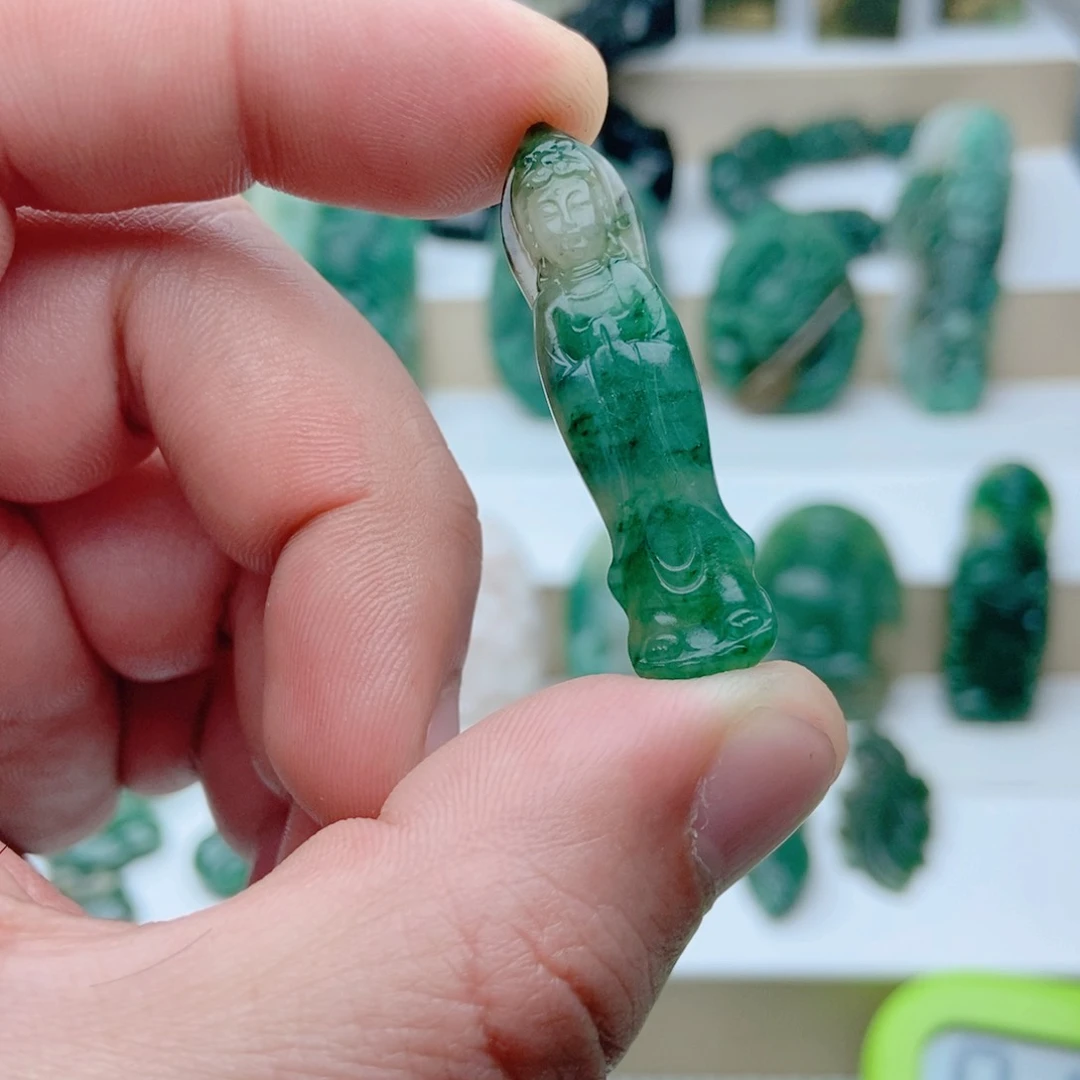 独山玉挂件未镶嵌