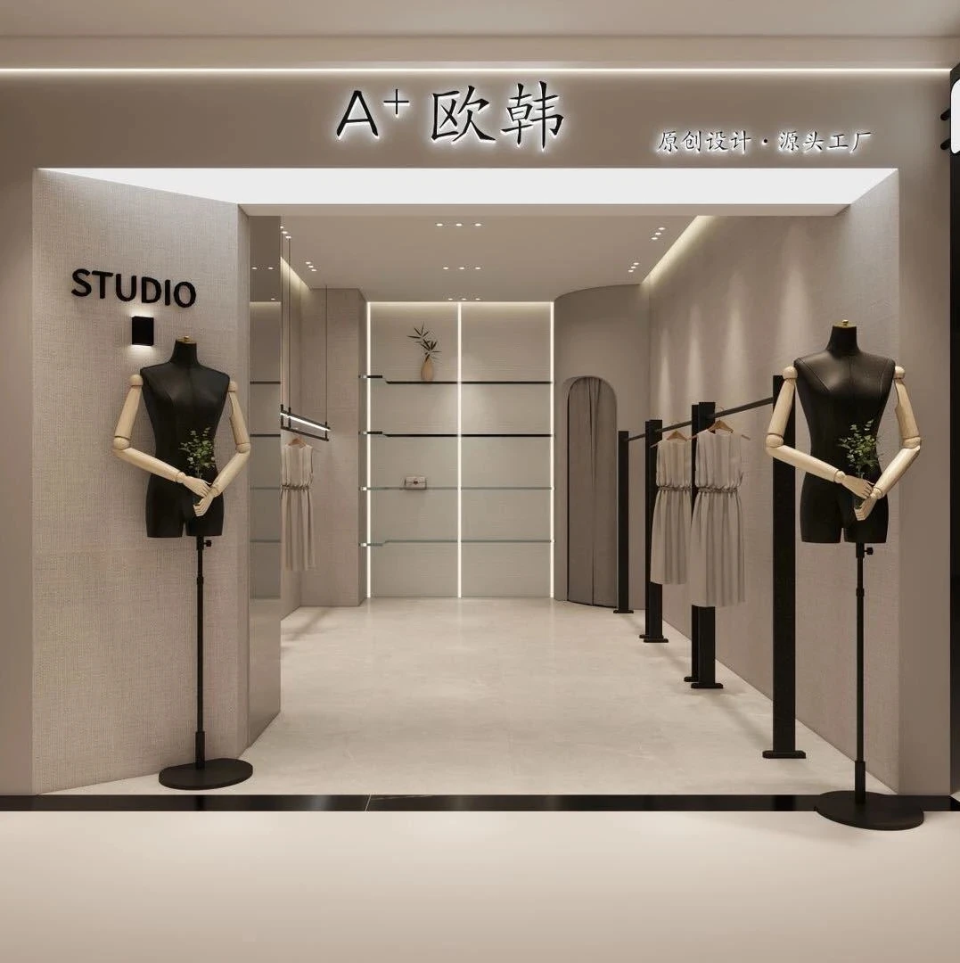 镂空蕾丝短款连衣裙