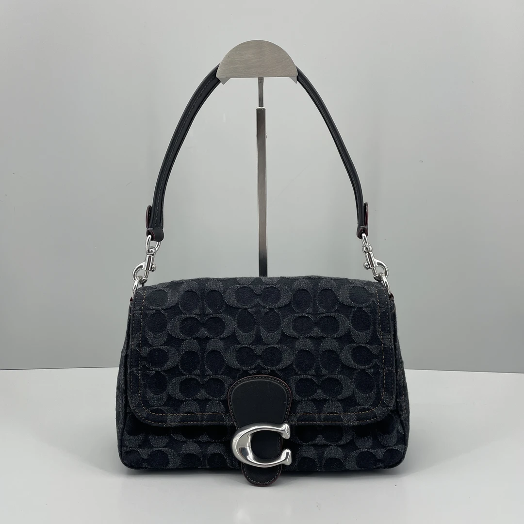 95新 COACH/蔻驰 少长肩带/soft tabby黑色香布蕾单肩包26*17*9cm