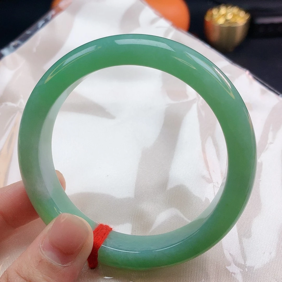 翡翠手镯未镶嵌57圈2417