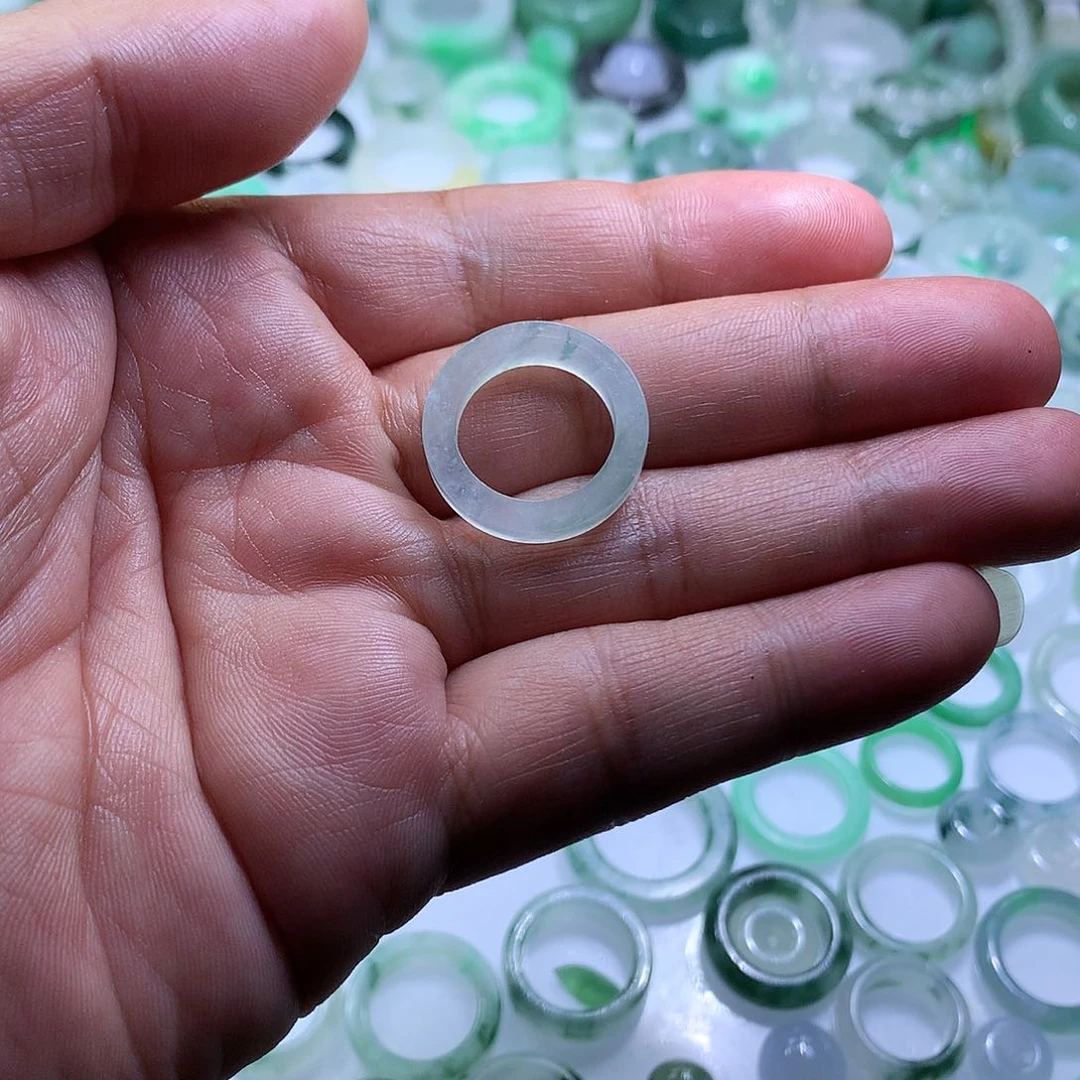 未镶嵌定制翡翠Z*