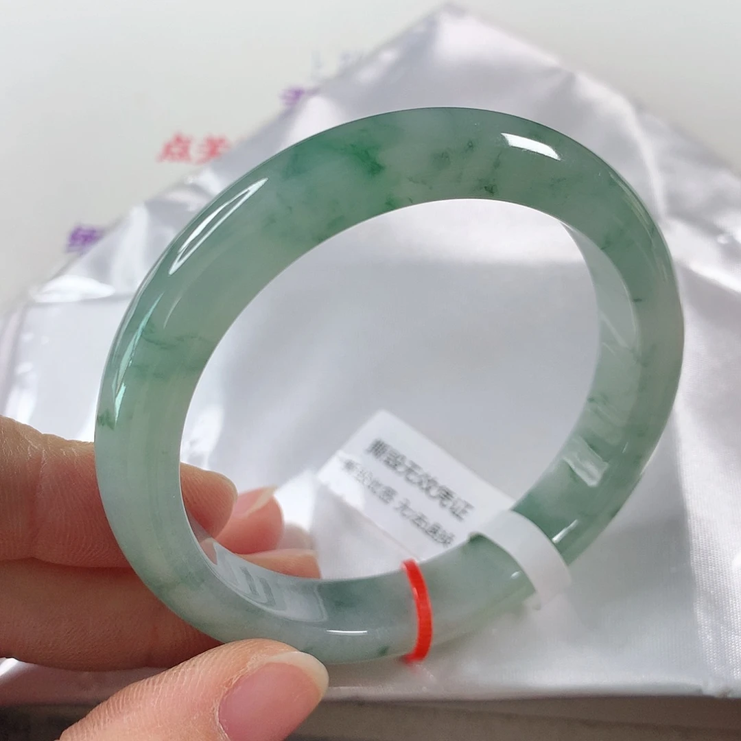 翡翠手镯未镶嵌①③③