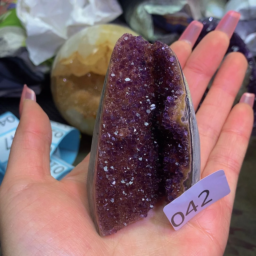 紫晶大型摆件（非配饰）未镶嵌