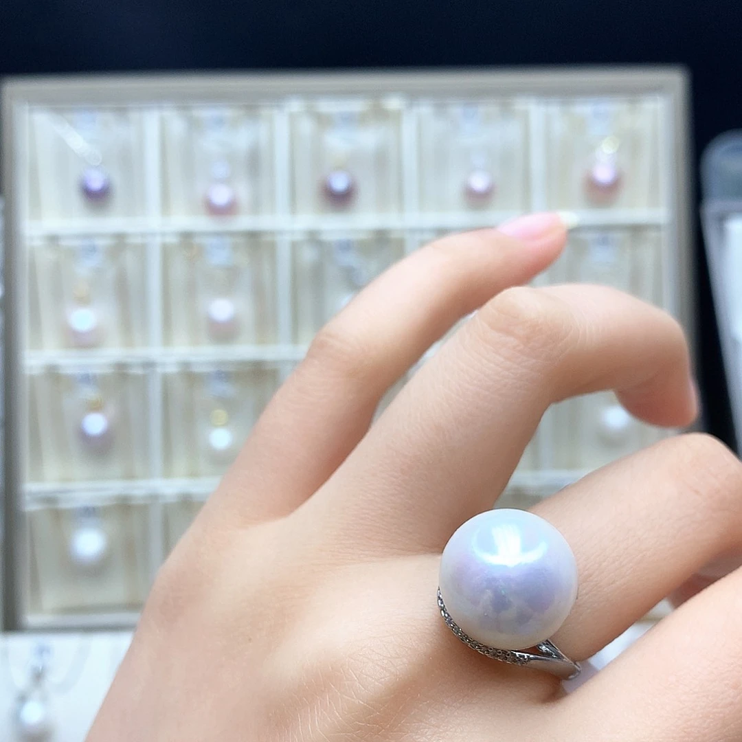 淡水珍珠合金颈饰