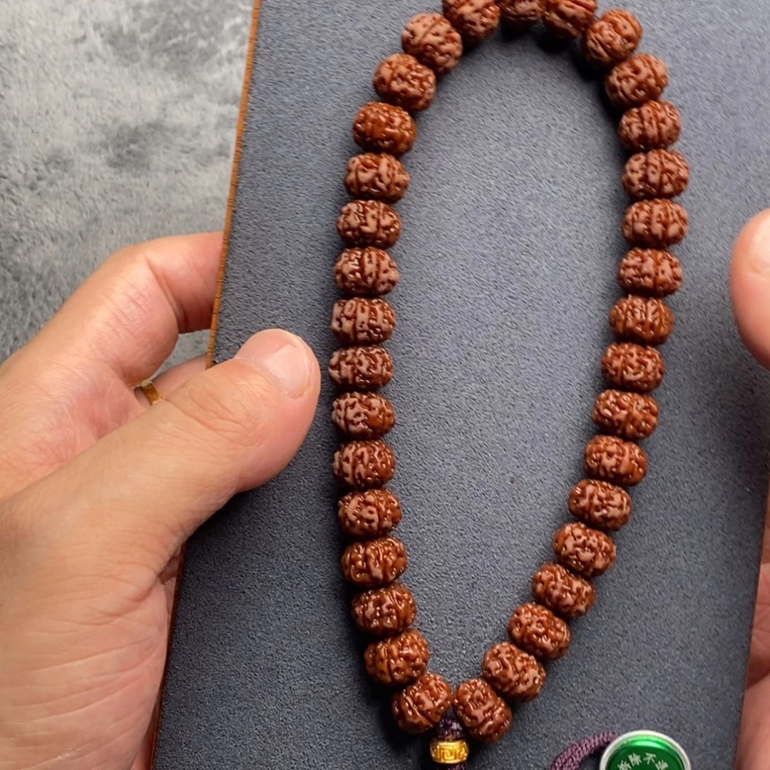 且***风吊坠金刚菩提老树