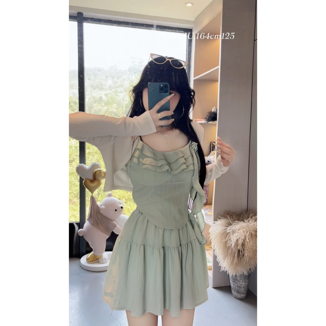 【浪漫主场】7769微胖mm设计感吊带高腰半身裙套装辣妹显瘦两件套
