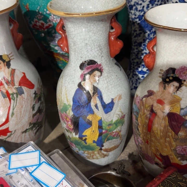 陶瓷4大美人花瓶一套炸漏