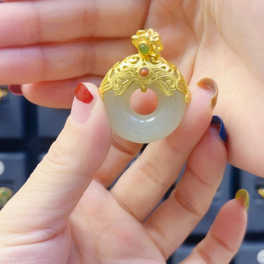 和田玉银S925镀金镶嵌颈饰