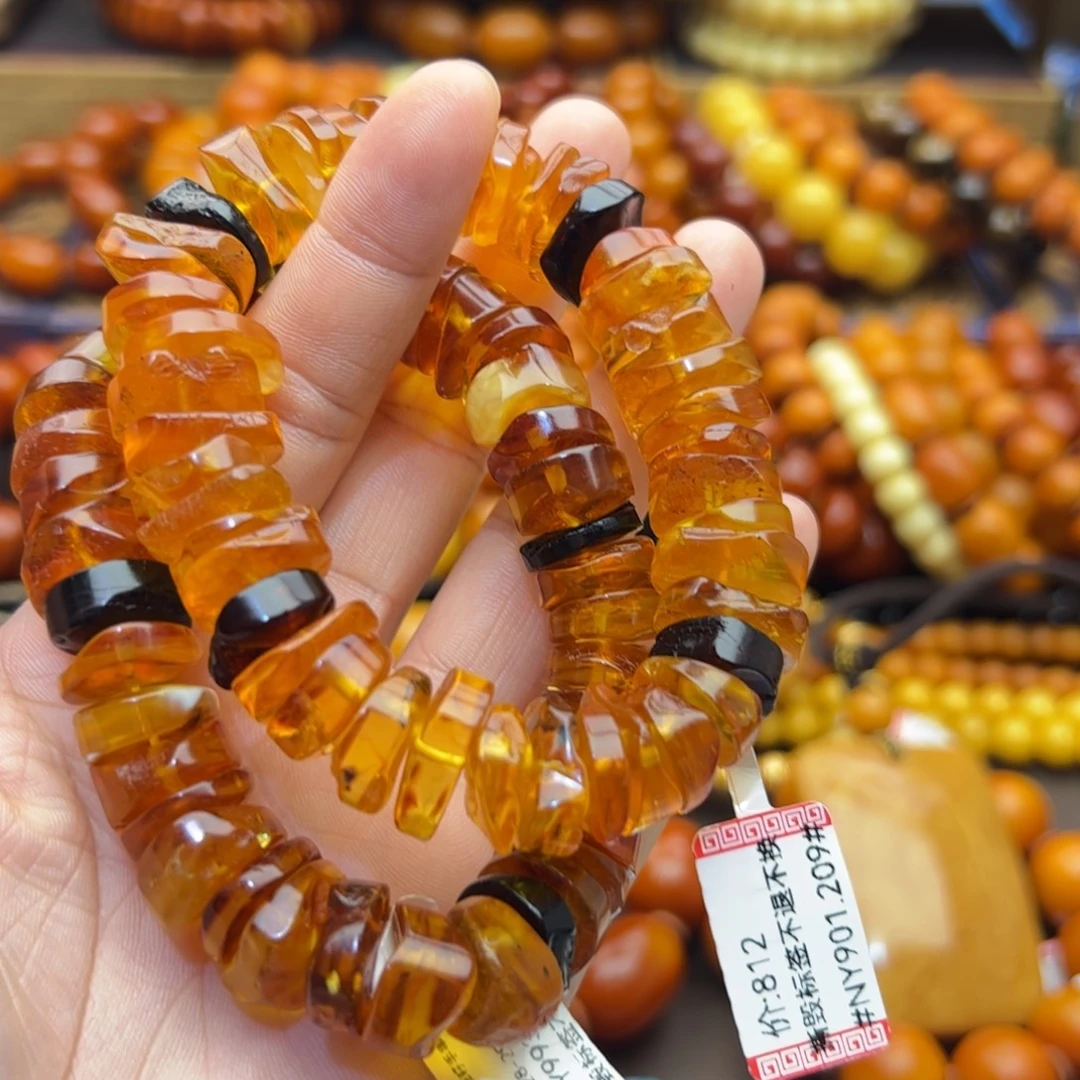 琥珀未镶嵌珠宝奇石多样性发其一