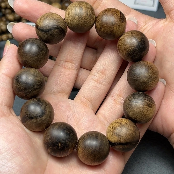 手串沉香刘*鑫白棋虎皮留疤