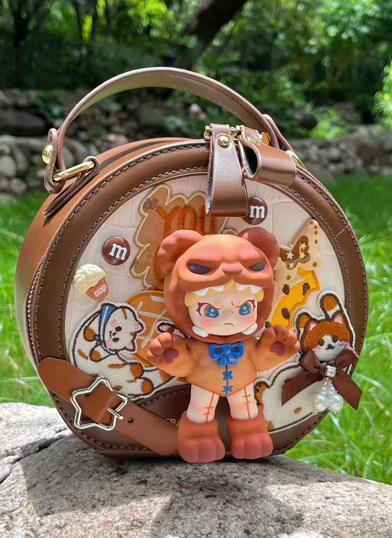 【拍一拆一】潮流时尚搪胶娃包