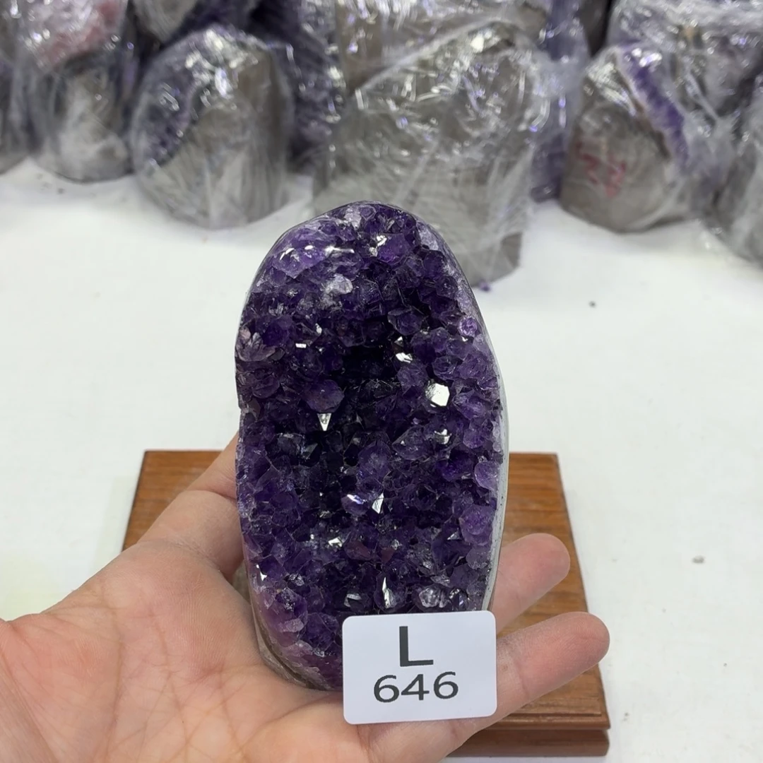 水晶摆件未镶嵌天然紫水晶