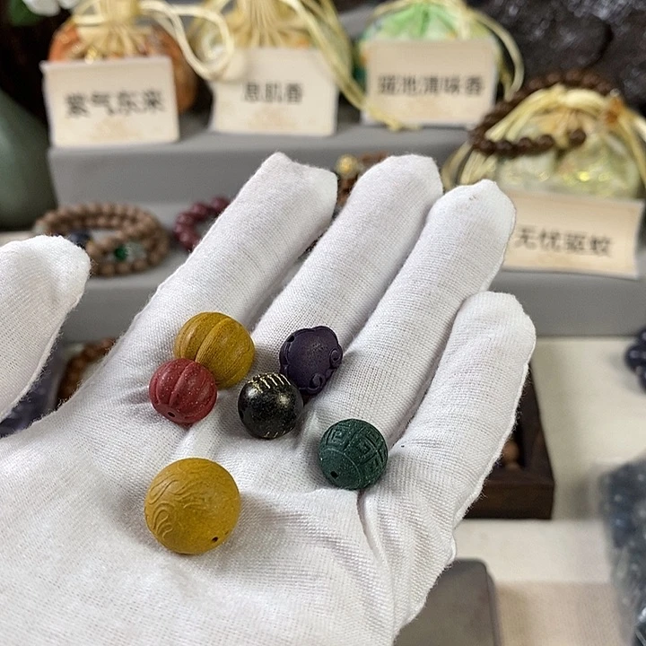 泥塑合香多宝配饰6种