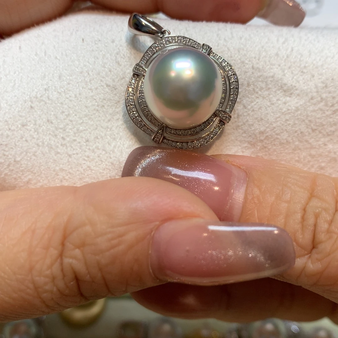 海水珍珠颈饰18K金镶嵌