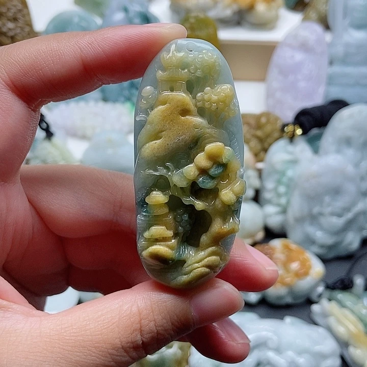 翡翠未镶嵌颈饰翡翠