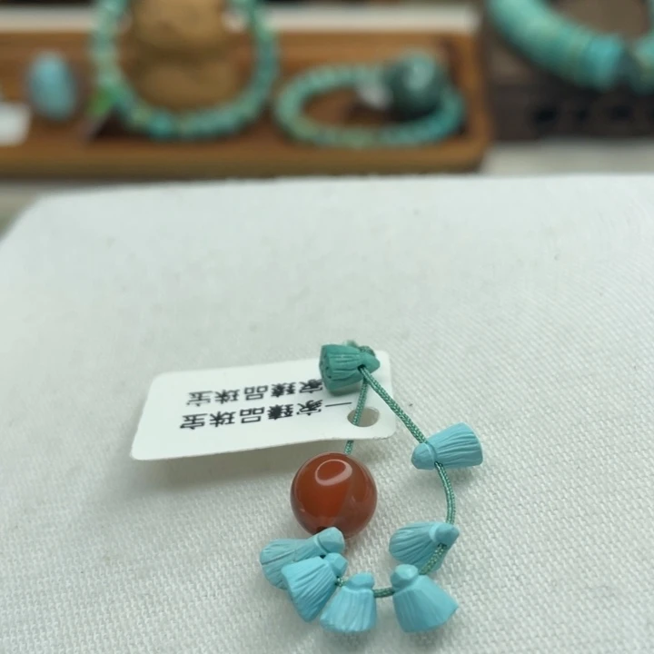 绿松石未镶嵌珠宝