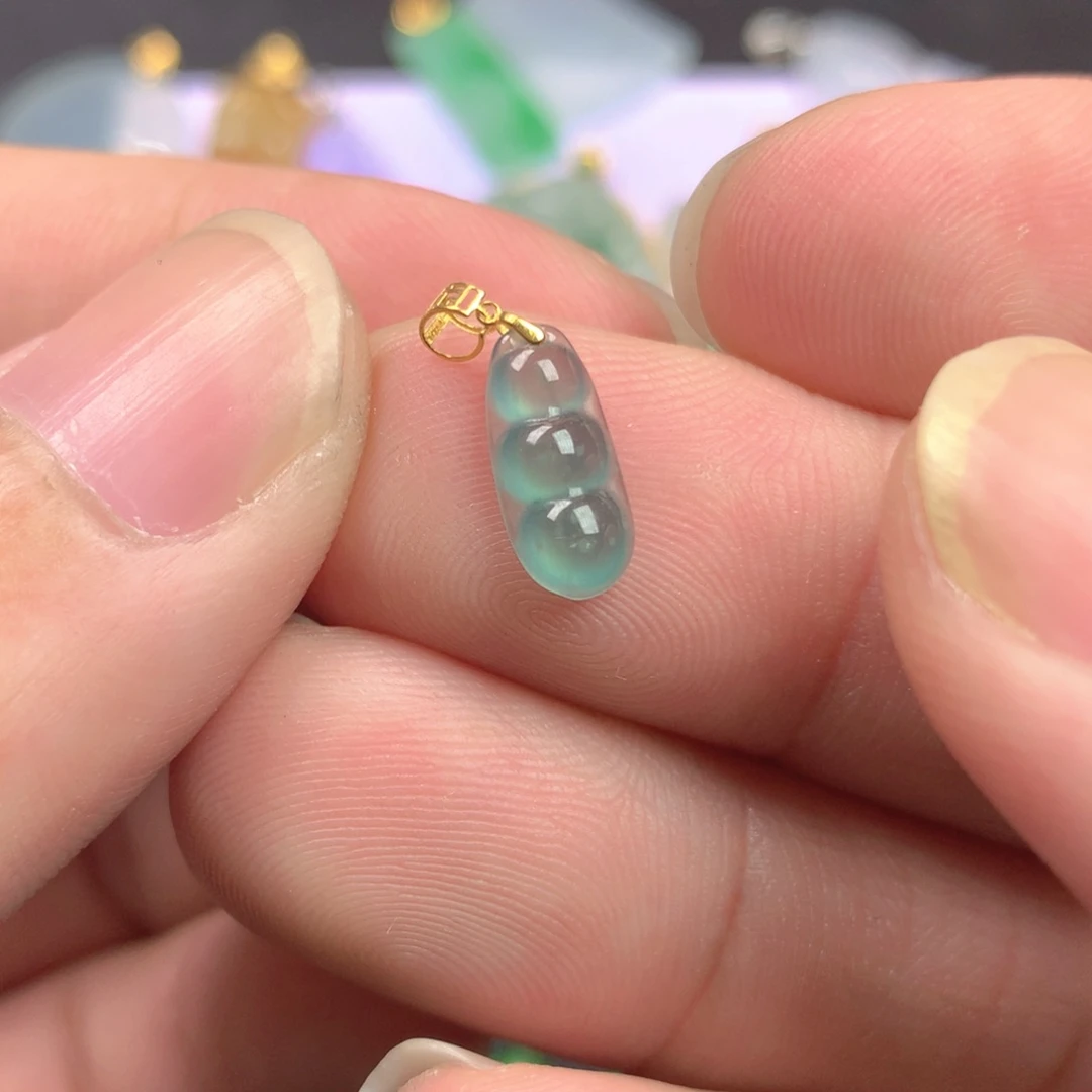 【闪购商品】颈饰18K金镶嵌翡翠翡翠