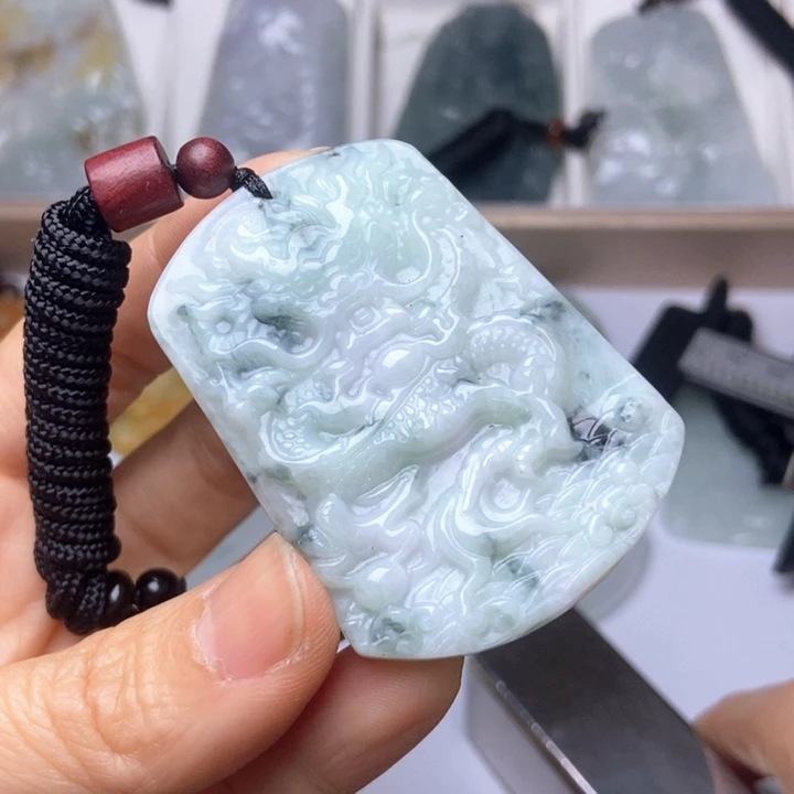 翡翠未镶嵌挂件翡翠