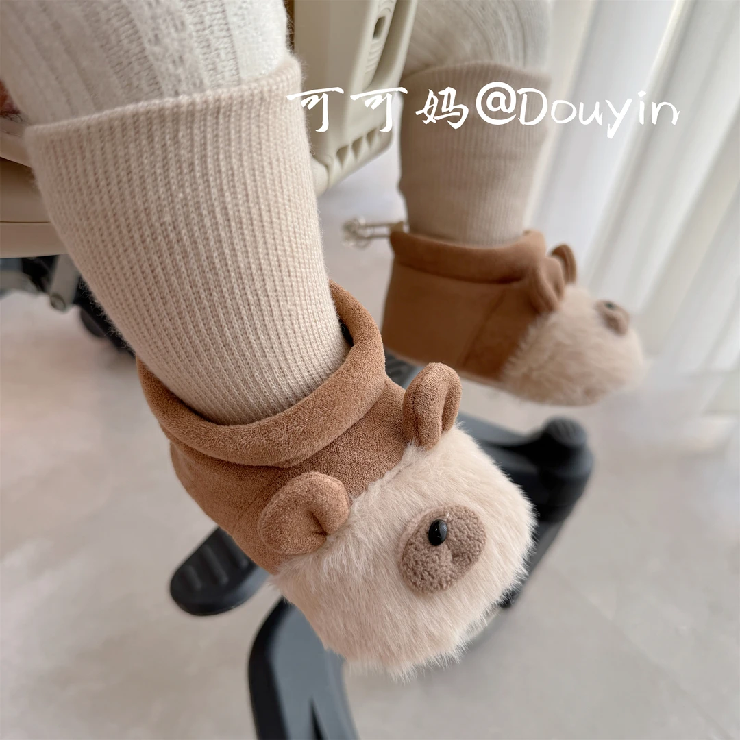 婴幼儿鞋冬季0-1岁男女宝宝卡通软底加厚鞋袜一体防掉跟加绒棉鞋