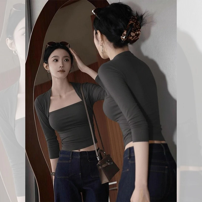 别致独特漂亮灰色小衫内搭打底洋气百搭休闲长袖t恤上衣女装秋冬