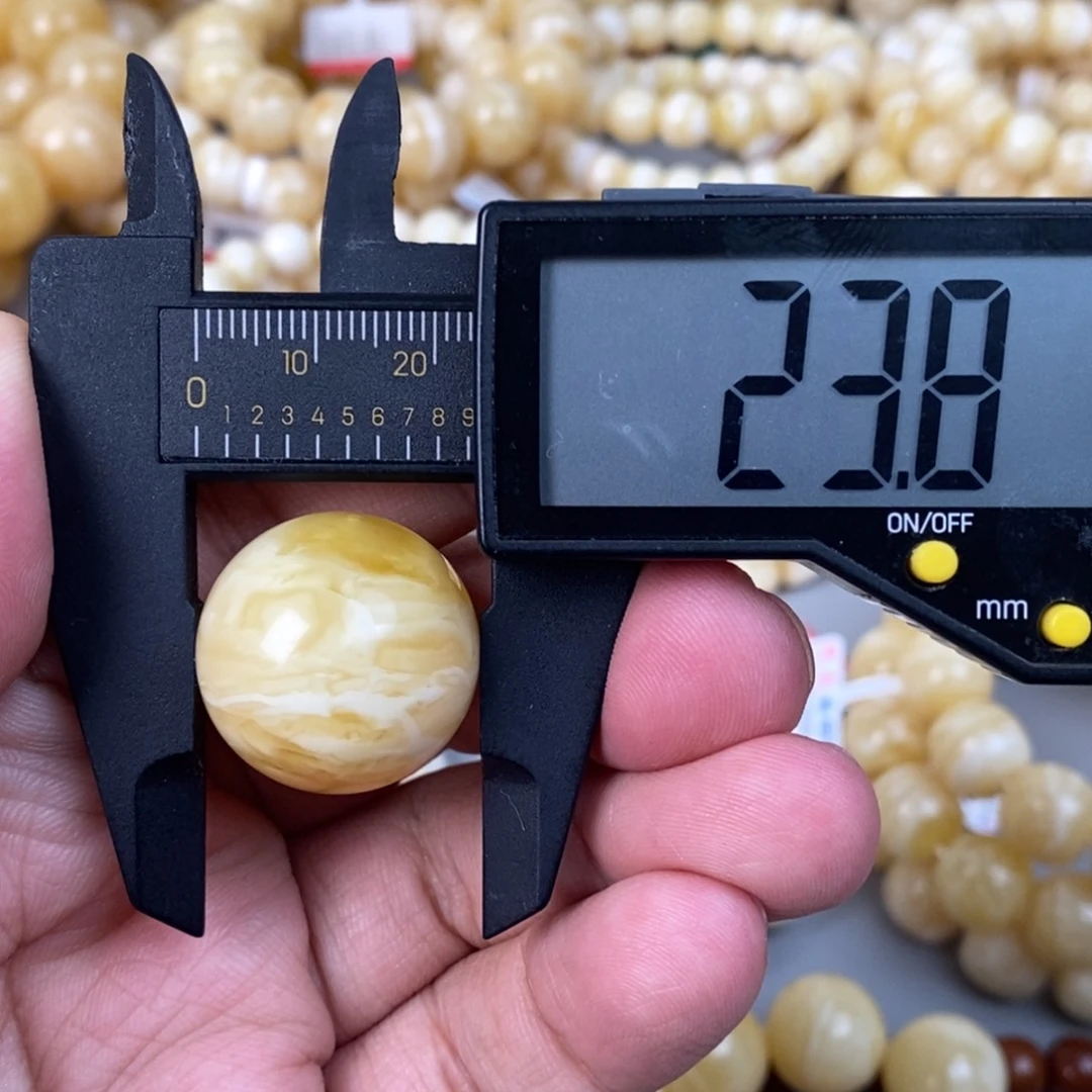 清***乐蜜蜡未镶嵌珠宝奇石7.7g