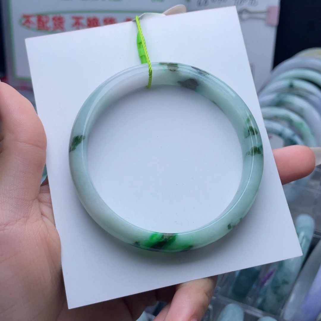翡翠未镶嵌手镯60.9圈