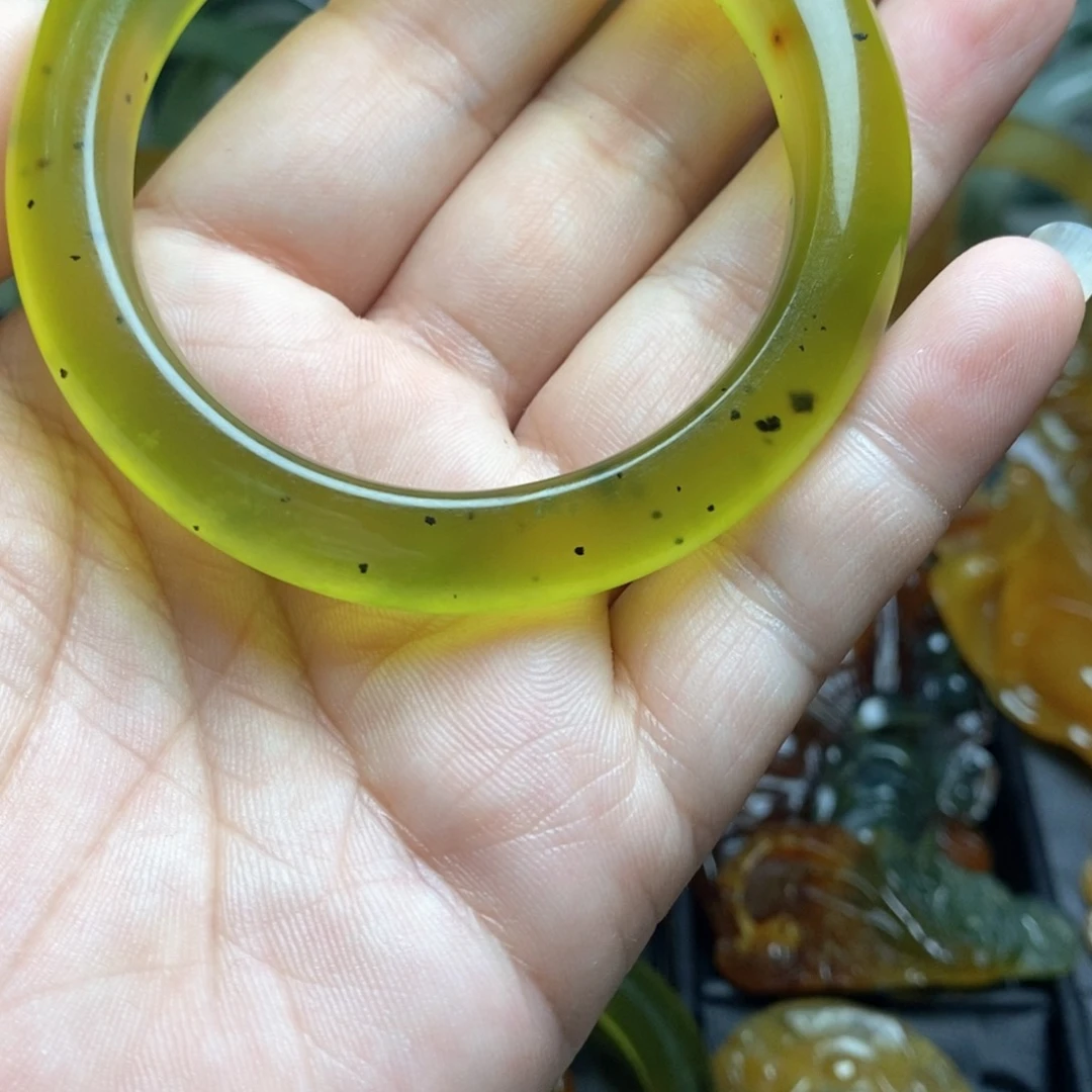 蛇纹石玉手镯未镶嵌阿*