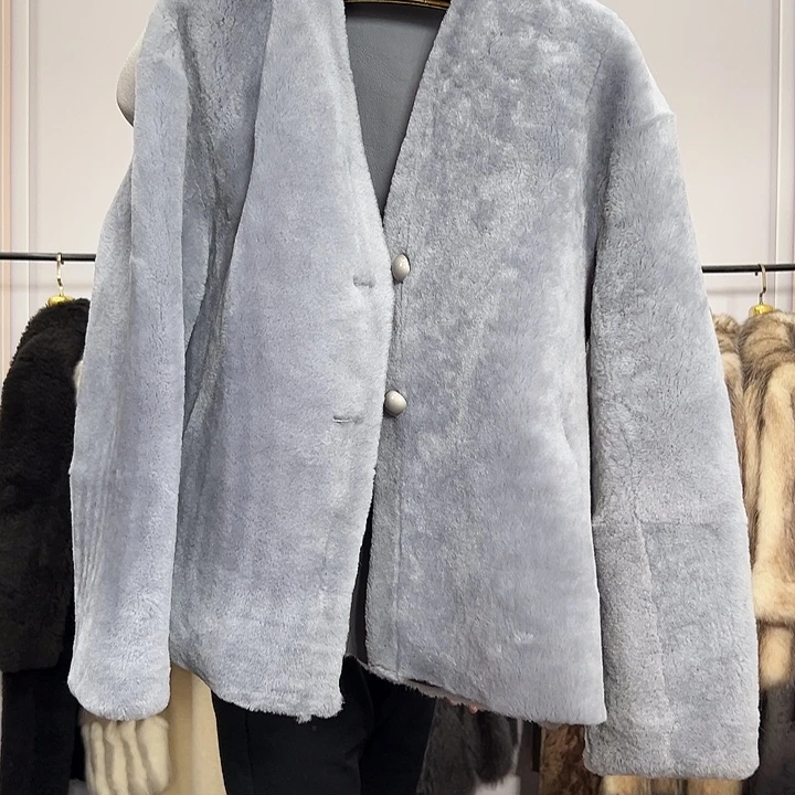 敏***敏恒玖新款女装外套237