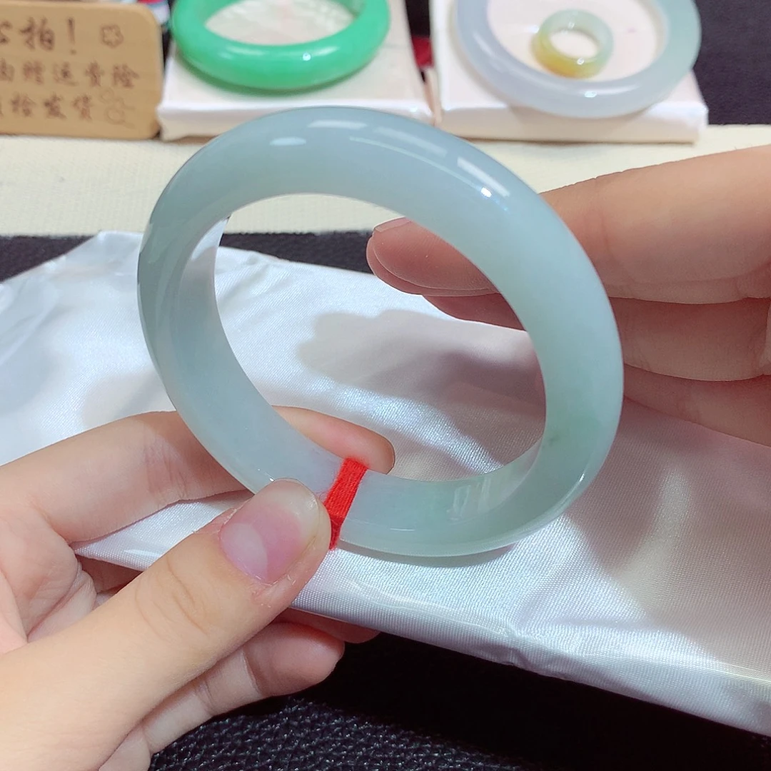 翡翠未镶嵌手镯1253