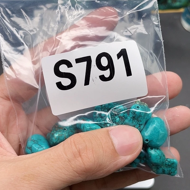 湖北十堰原矿绿小松