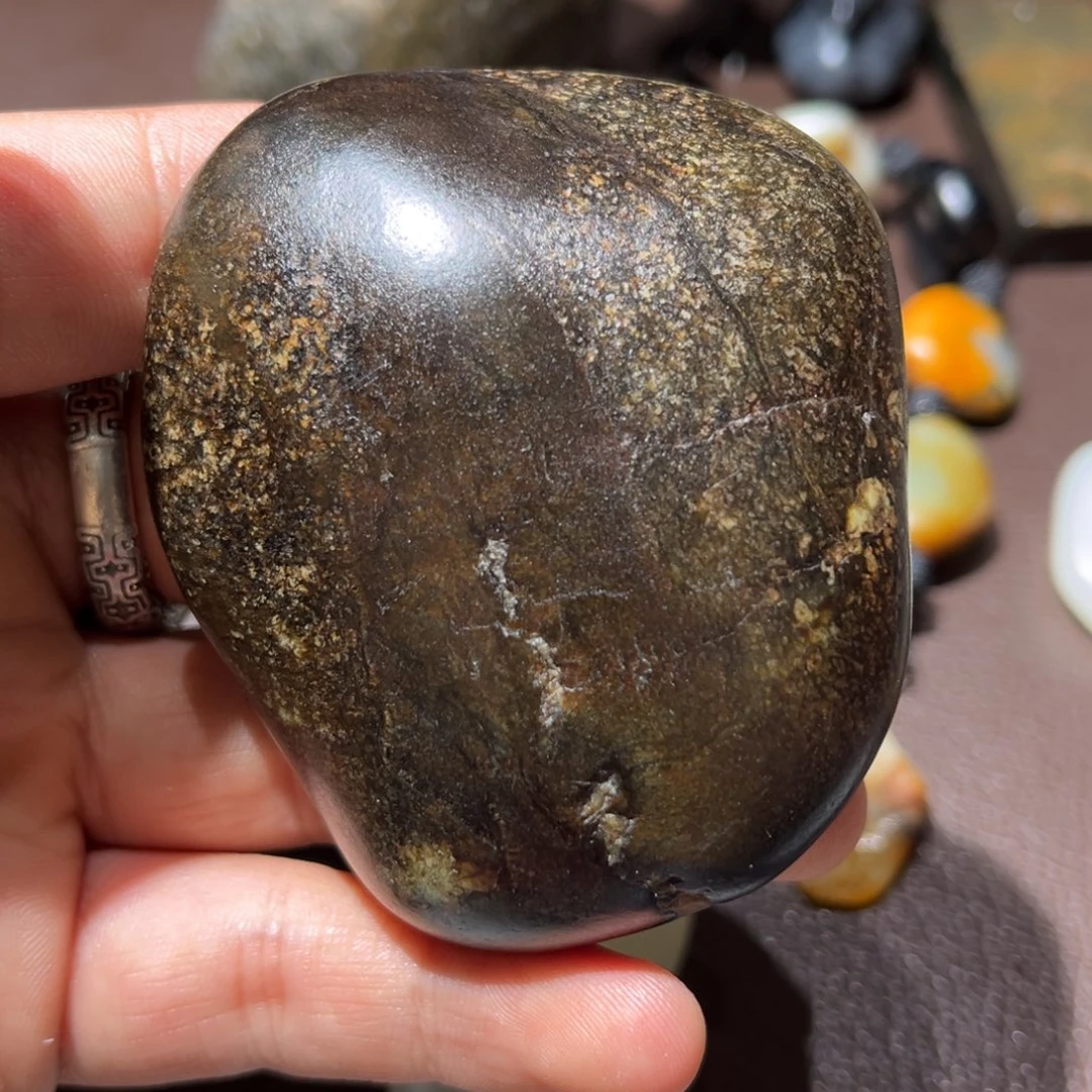 定制和田玉和田玉籽料185.7克