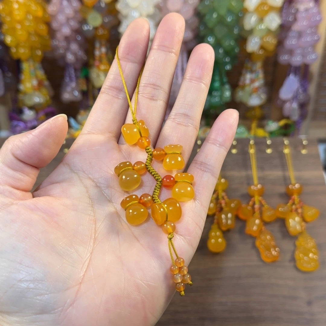 玛瑙/玉髓未镶嵌手机挂件