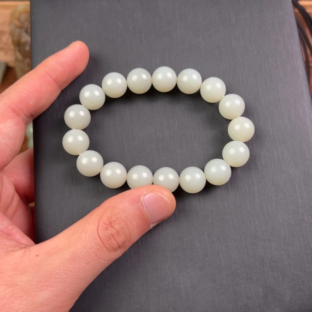 和田玉（青白玉）未镶嵌颈饰