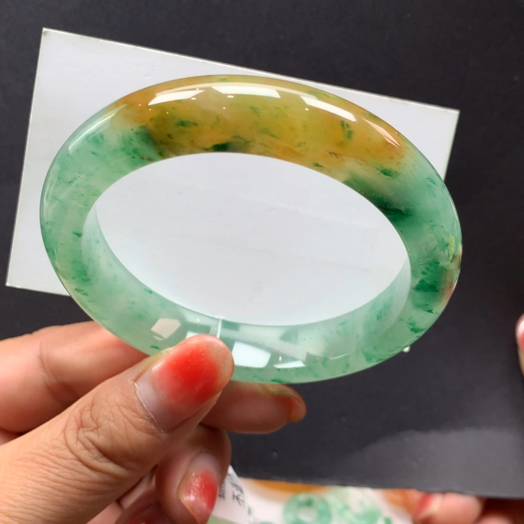 石英质玉未镶嵌手镯