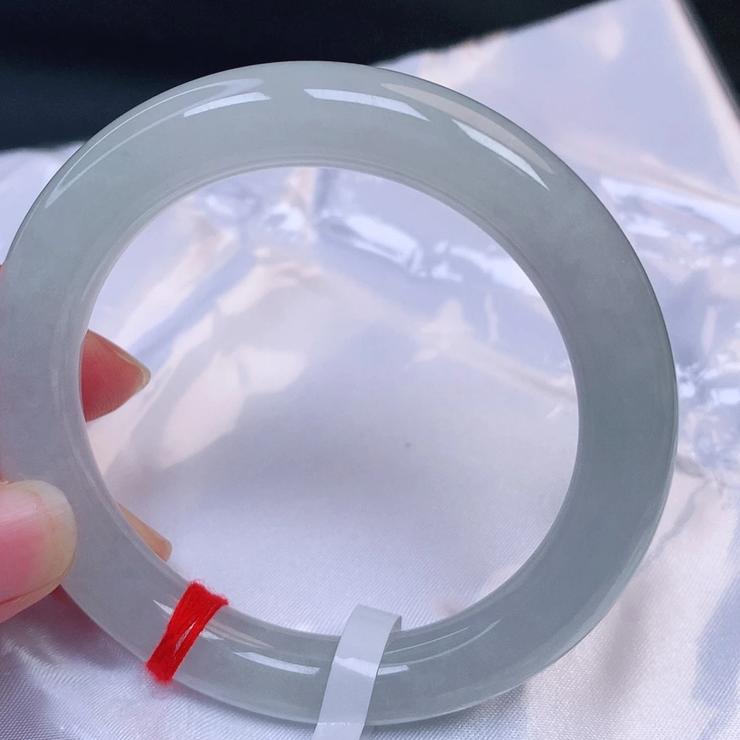 未镶嵌手镯翡翠青**衿翡翠A货手镯24号