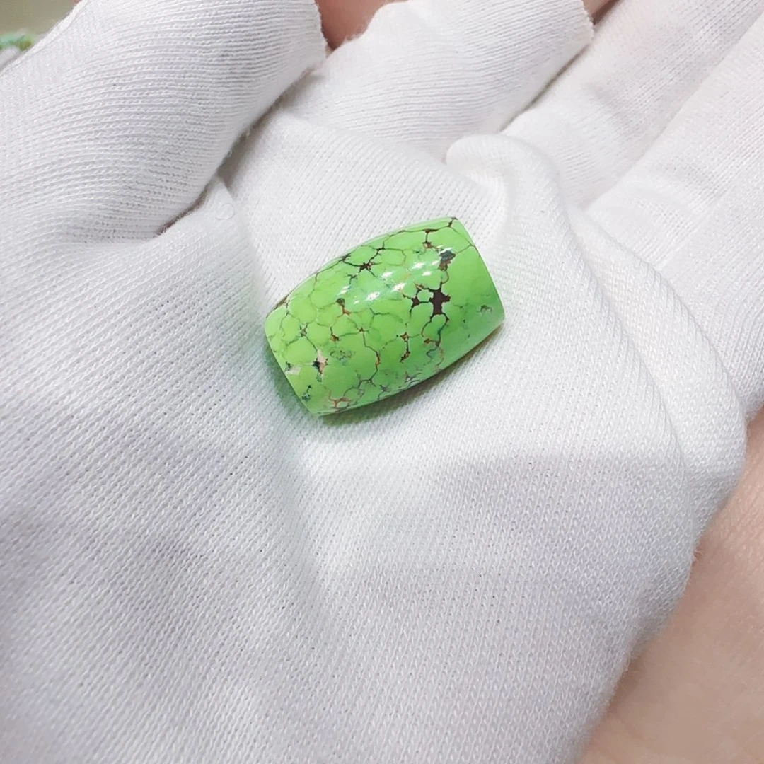 绿松石未镶嵌原矿绿松石