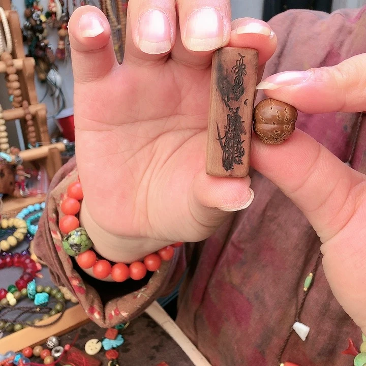 南红玛瑙手链未镶嵌Y****9