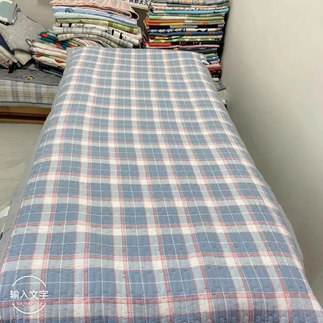 学生宿舍单人床专用三层加棉绗缝格子床盖四季通用机洗绗缝床单