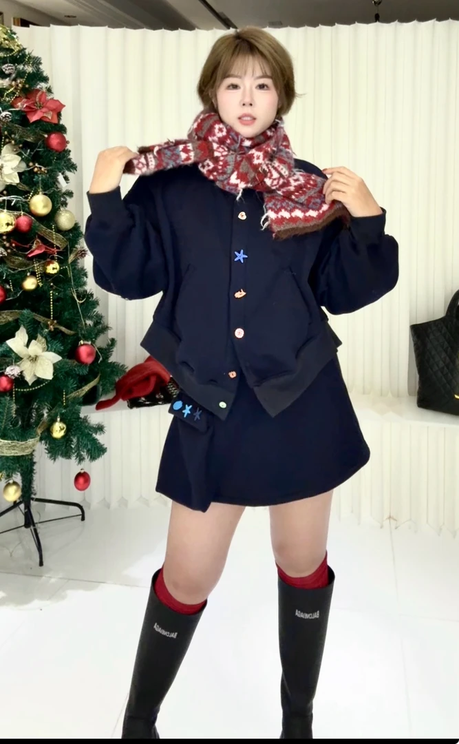 【风格主导】下摆不规则彩扣独特造型卫衣套装微胖大码